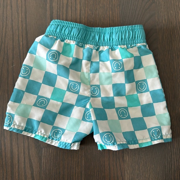 Cat & Jack Checkered Swim Trunks - 2T - Picture 2 of 5